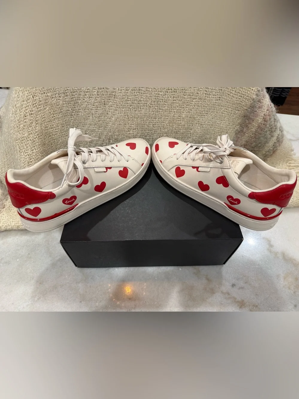 Coach Lowline Heart-Print Leather Sneaker New Size 8